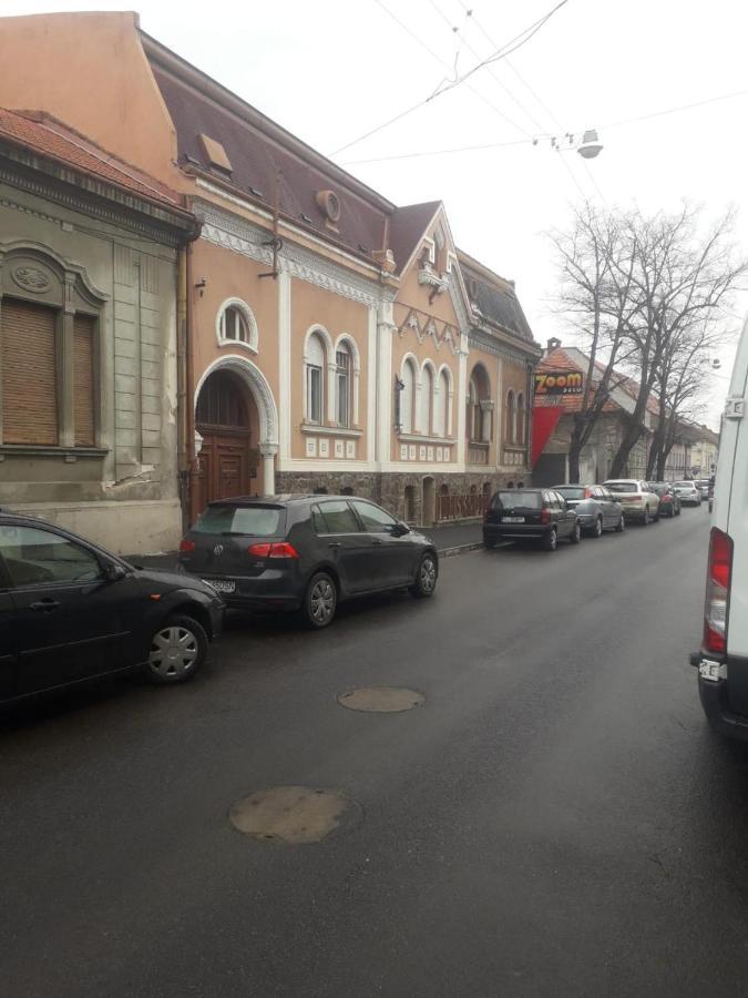 Oradea Central Hostel Exterior foto